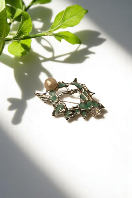 Golden Petal Heritage Pearl Brooch